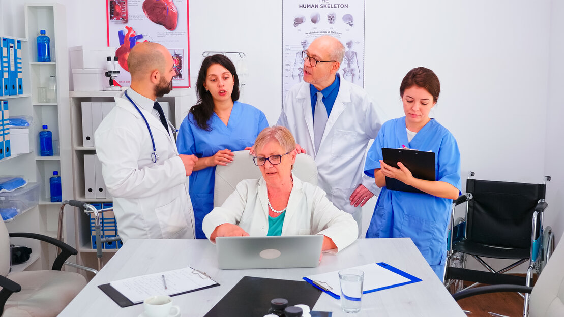 Coordinación entre psicólogo y médico